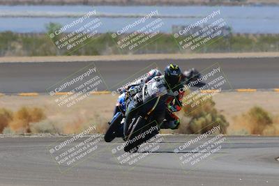 media/Oct-08-2022-SoCal Trackdays (Sat) [[1fc3beec89]]/Turn 14 (1050am)/